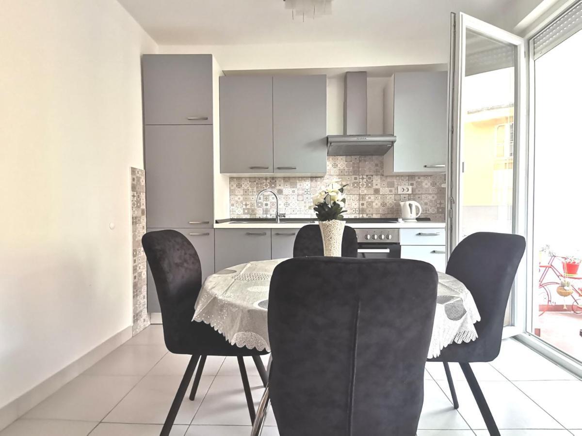 Residential Apartment Split Bagian luar foto